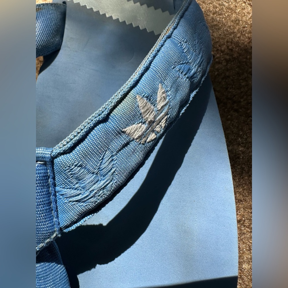 Adidas Men’s Logo Flip Flops Size 10 - Picture 7 of 9